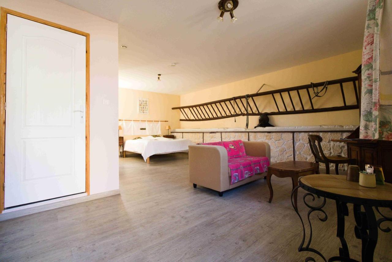 Jonquery La Fermette Champenoise Bed & Breakfast エクステリア 写真
